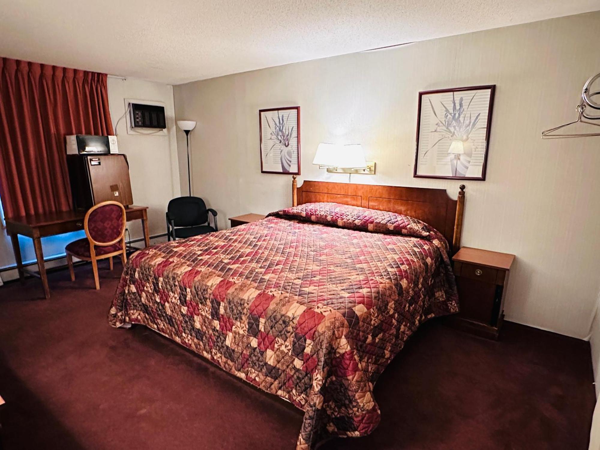 Pamola Motor Lodge Millinocket Dış mekan fotoğraf
